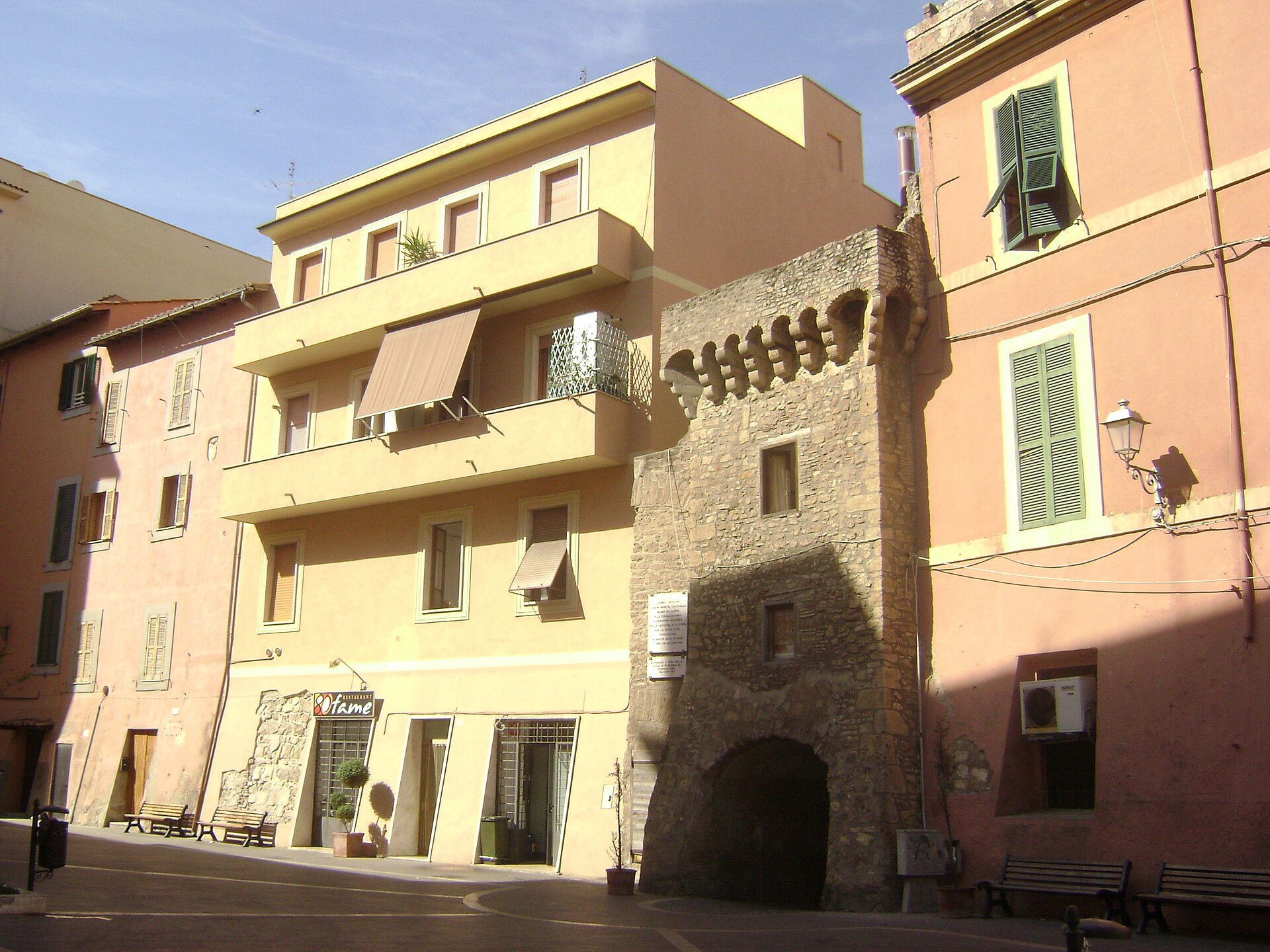 5 · Piazza Leandra · chiesa della Stella